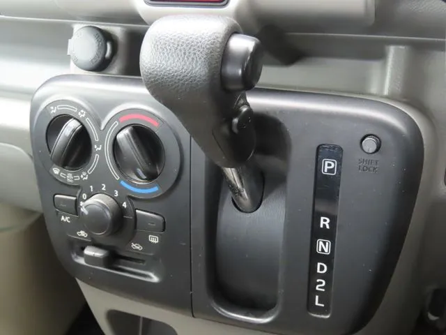 スズキ　エブリイバン