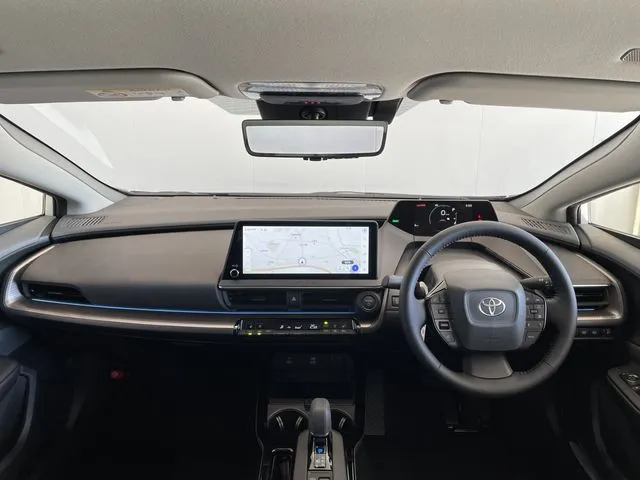 プリウス(トヨタ)の車両写真