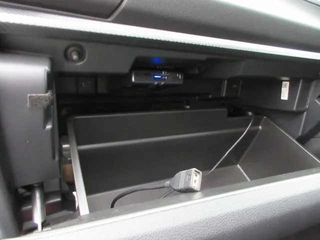 スバル　インプレッサスポーツ　４ＷＤ