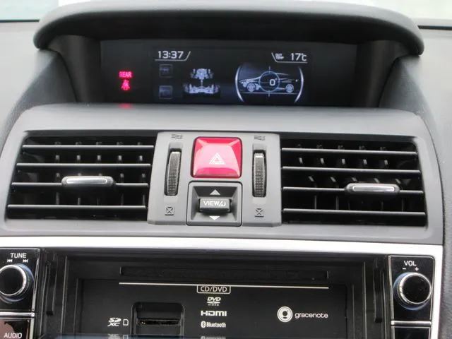 スバル　レヴォーグ