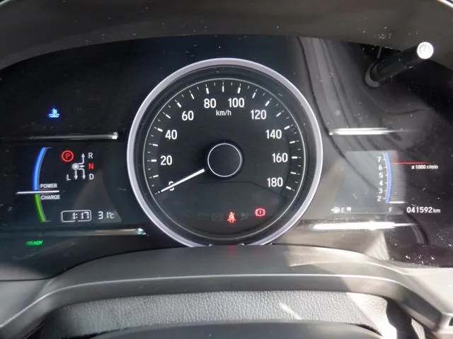 シャトル　ハイブリッド（ホンダ）の車両写真