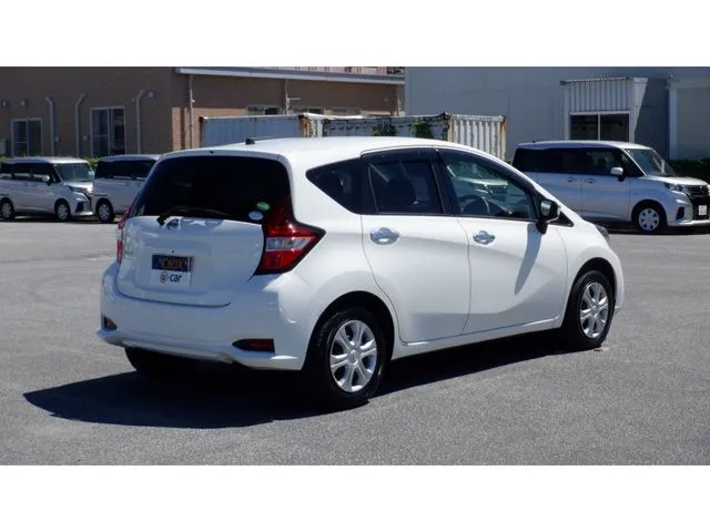 ニッサン ノート