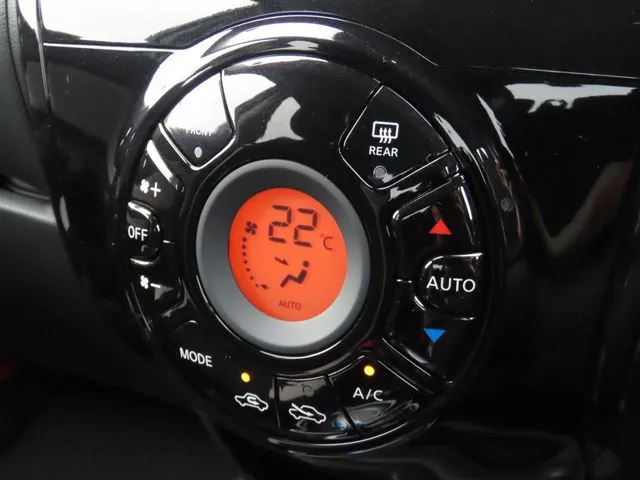 ノート（ニッサン）の車両写真