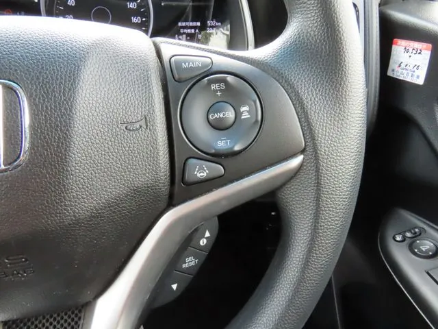 シャトル ハイブリッド(ホンダ)の車両写真