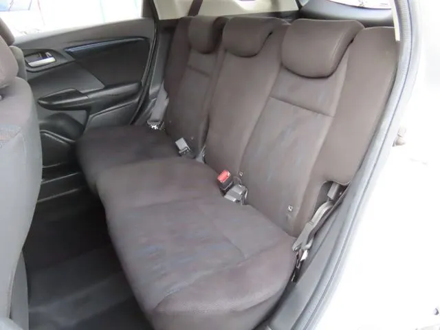 シャトル ハイブリッド(ホンダ)の車両写真