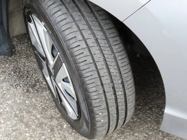 シャトル ハイブリッド(ホンダ)の車両写真