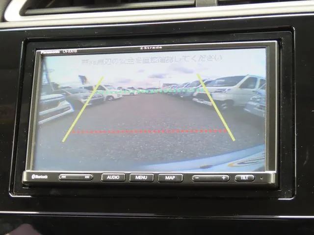 シャトル ハイブリッド(ホンダ)の車両写真