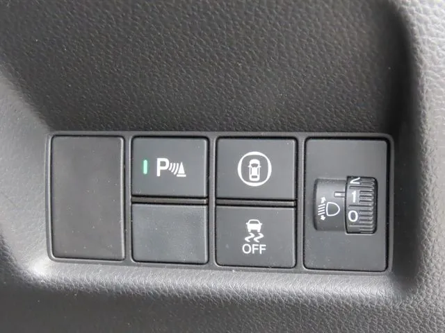 フィット　ｅ：ＨＥＶ（ホンダ）の車両写真