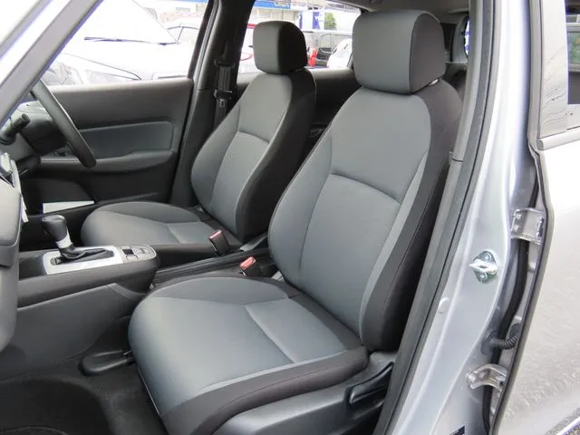 フィット　ｅ：ＨＥＶ（ホンダ）の車両写真