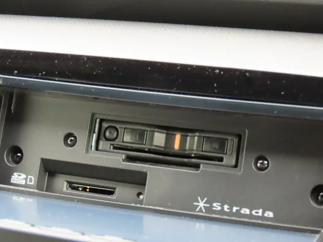 フィット　ｅ：ＨＥＶ（ホンダ）の車両写真