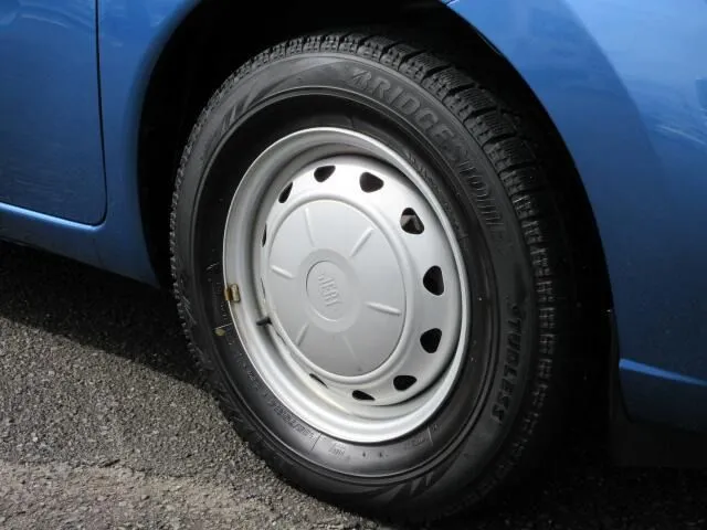 ノート　４ＷＤ（ニッサン）の車両写真