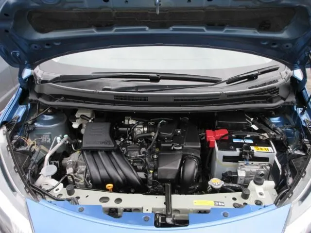 ノート　４ＷＤ（ニッサン）の車両写真