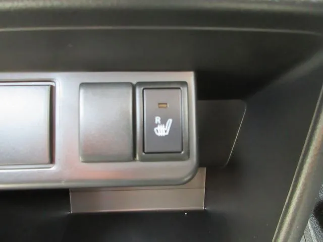 アルト　４ＷＤ（スズキ）の車両写真