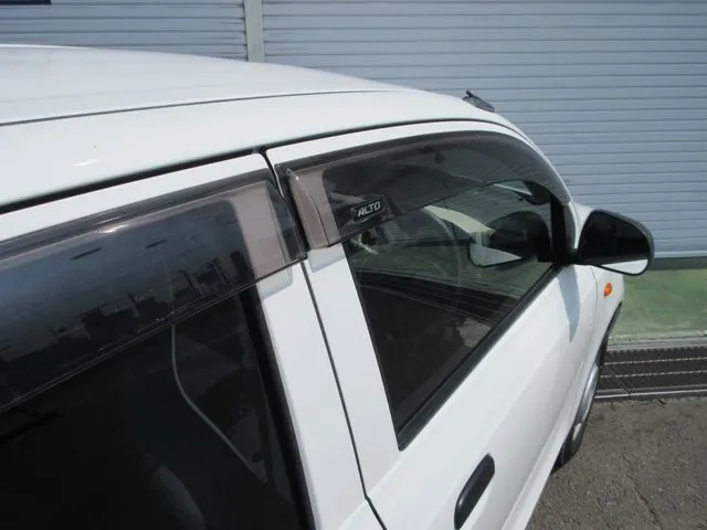 アルト　４ＷＤ（スズキ）の車両写真