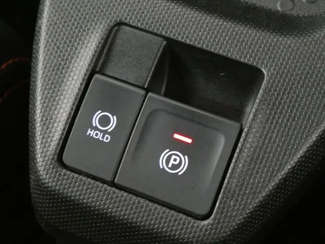 ダイハツ タフト