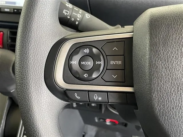 タント（ダイハツ）の車両写真