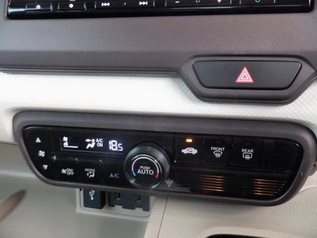 Ｎ　ＢＯＸ（ホンダ）の車両写真