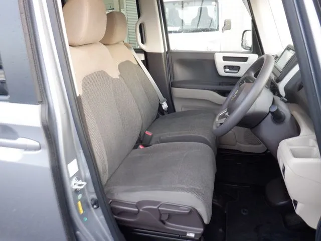 Ｎ　ＢＯＸ（ホンダ）の車両写真