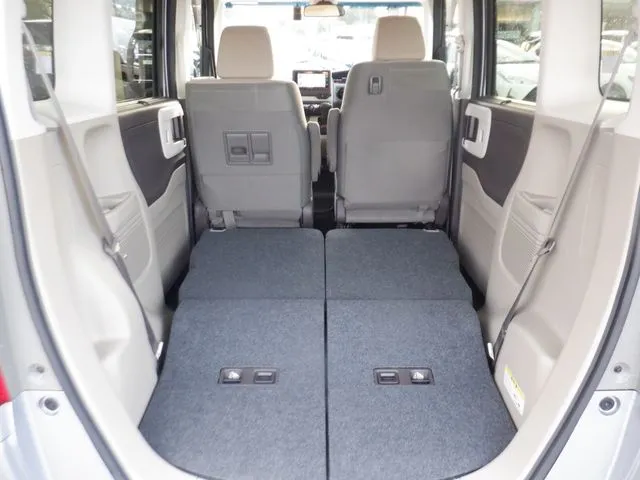 Ｎ　ＢＯＸ（ホンダ）の車両写真
