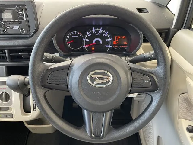 ムーヴ（ダイハツ）の車両写真