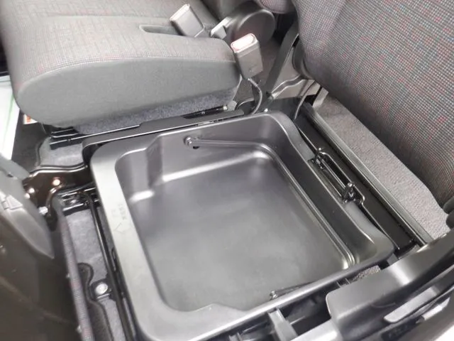 スズキ　スペーシア