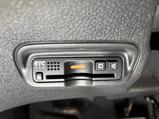 ヴェゼル　ハイブリッド　４ＷＤ（ホンダ）の車両写真