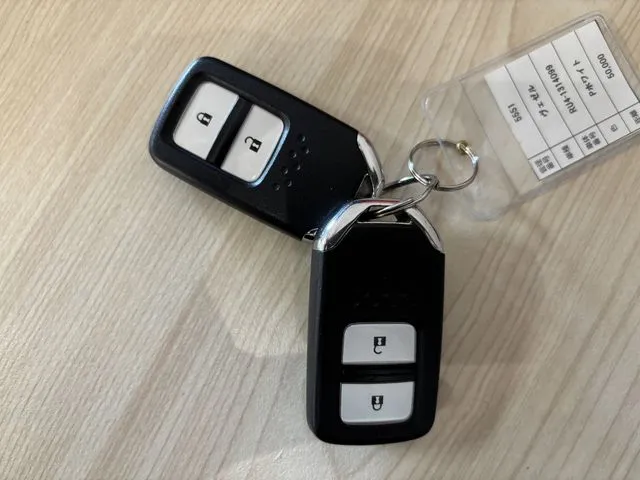 ヴェゼル　ハイブリッド　４ＷＤ（ホンダ）の車両写真