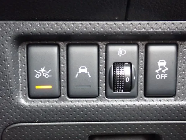 NV150 AD 2WD(ニッサン)の車両写真