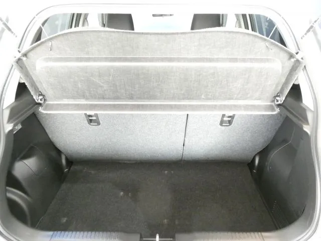 スズキ　スイフト