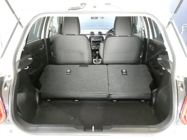 スズキ　スイフト