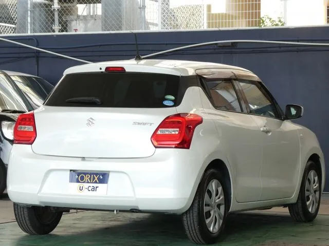 スズキ　スイフト