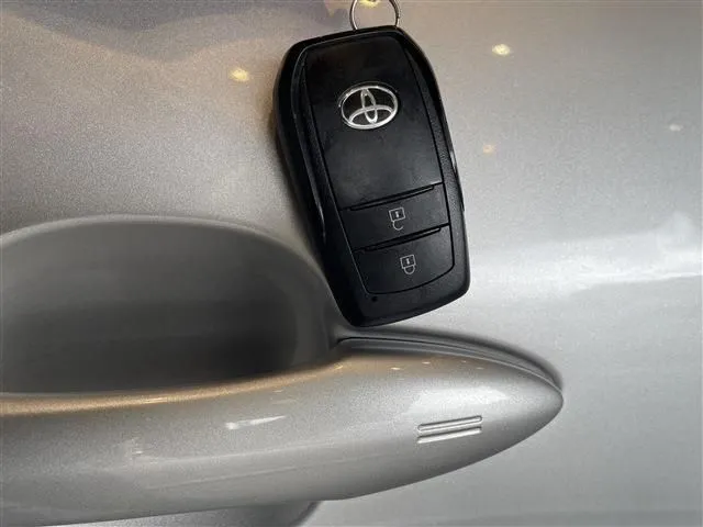 ヤリスクロス　ハイブリッド（トヨタ）の車両写真