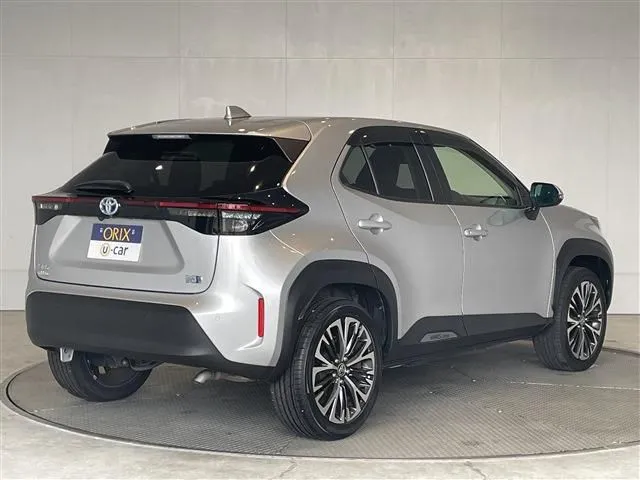 ヤリスクロス　ハイブリッド（トヨタ）の車両写真