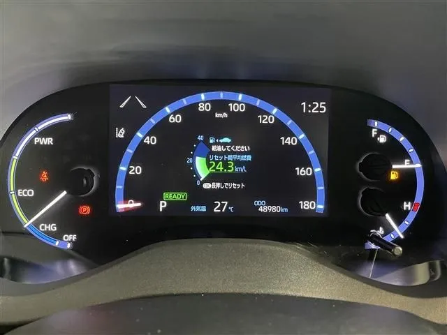 ヤリスクロス　ハイブリッド（トヨタ）の車両写真