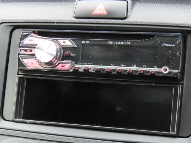 トヨタ　カローラアクシオ