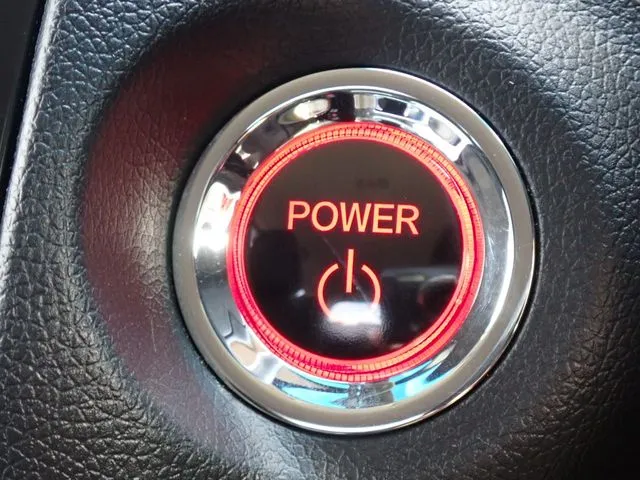 シャトル　ハイブリッド（ホンダ）の車両写真