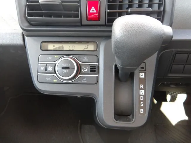 ダイハツ　タント