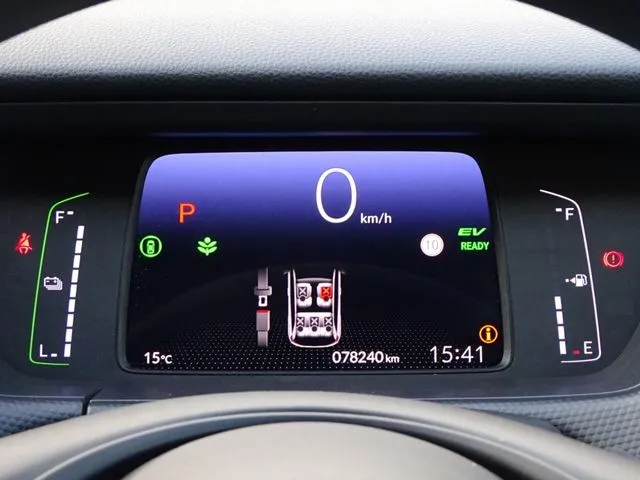 ホンダ　フィット　ｅ：ＨＥＶ