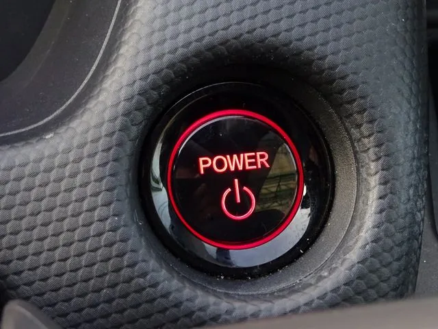 ホンダ　フィット　ｅ：ＨＥＶ