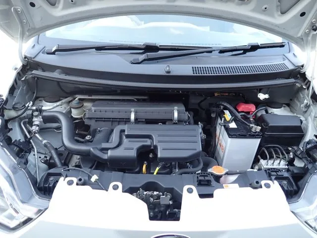 ミラ　イース（ダイハツ）の車両写真