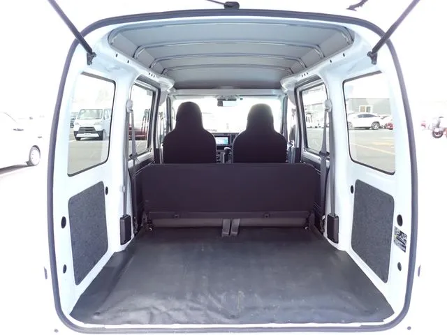 ダイハツ　ハイゼットカーゴ