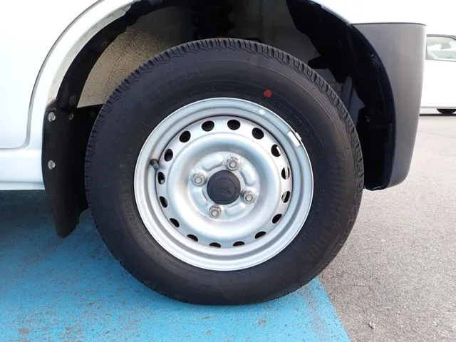 ダイハツ　ハイゼットカーゴ