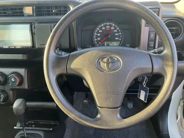 トヨタ　サクシードバン　２ＷＤ