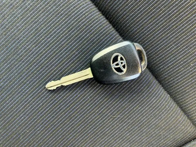 トヨタ　サクシードバン　２ＷＤ