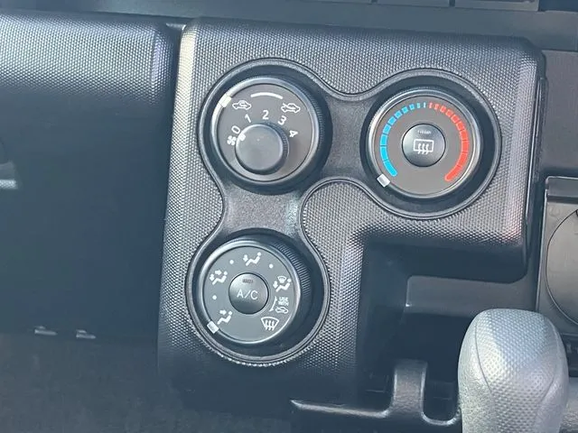 トヨタ　サクシードバン　２ＷＤ