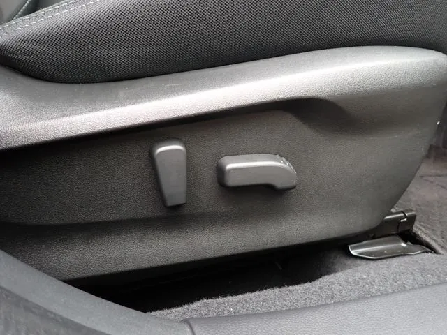 スバル　レヴォーグ