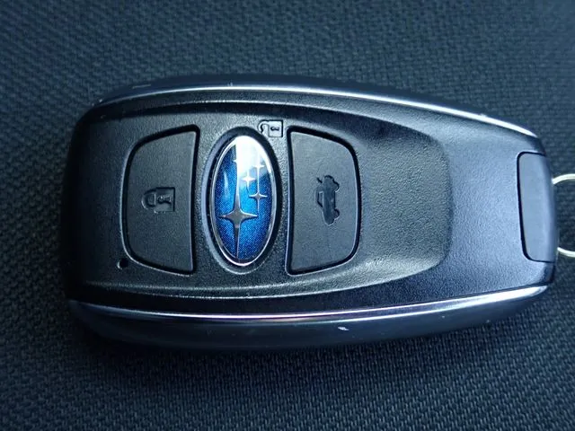 スバル　レヴォーグ