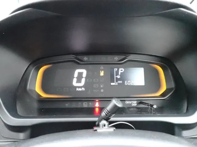 ミラ　イース（ダイハツ）の車両写真