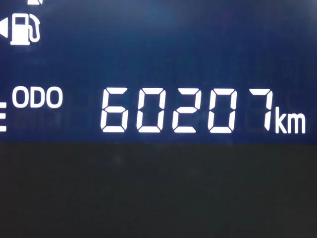 ミラ　イース（ダイハツ）の車両写真