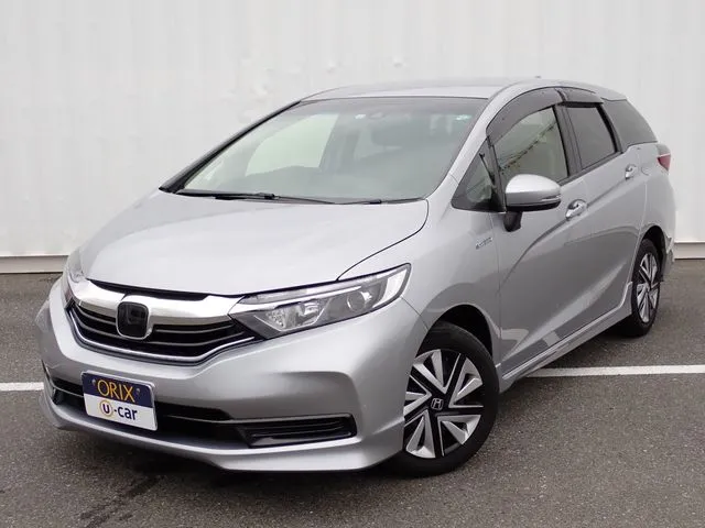 ホンダ　シャトル　ハイブリッド